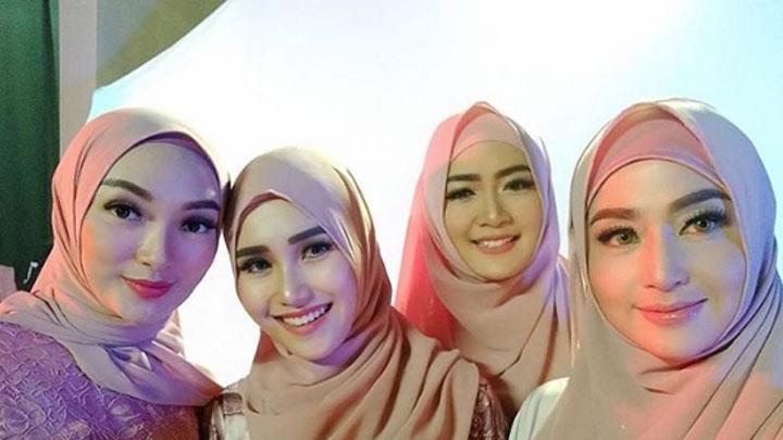 Para ibu tampil ceria, tampak selalu berseri. (Foto: Istimewa)