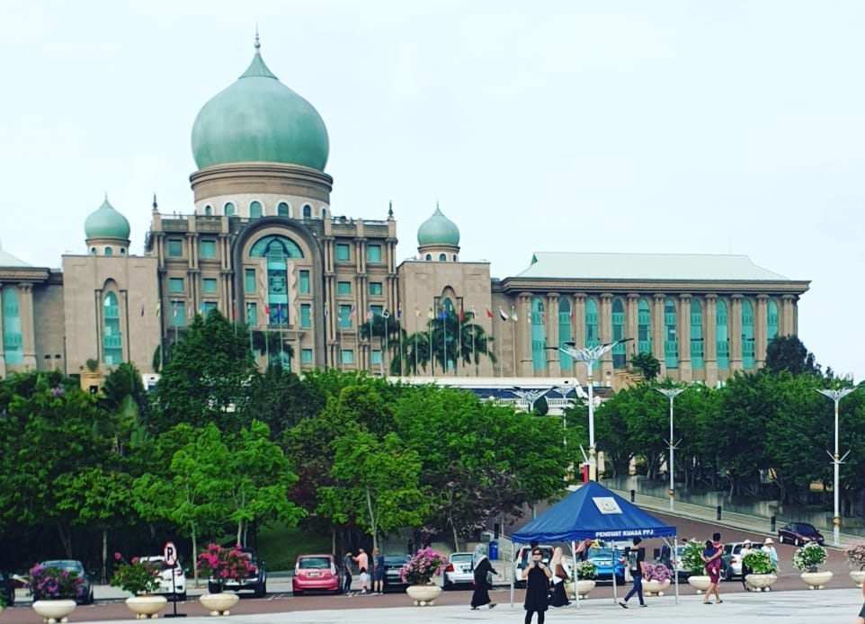 Salah satu masjid di Nangroe Aceh Darussalam yang indah. (Foto: Istimewa)