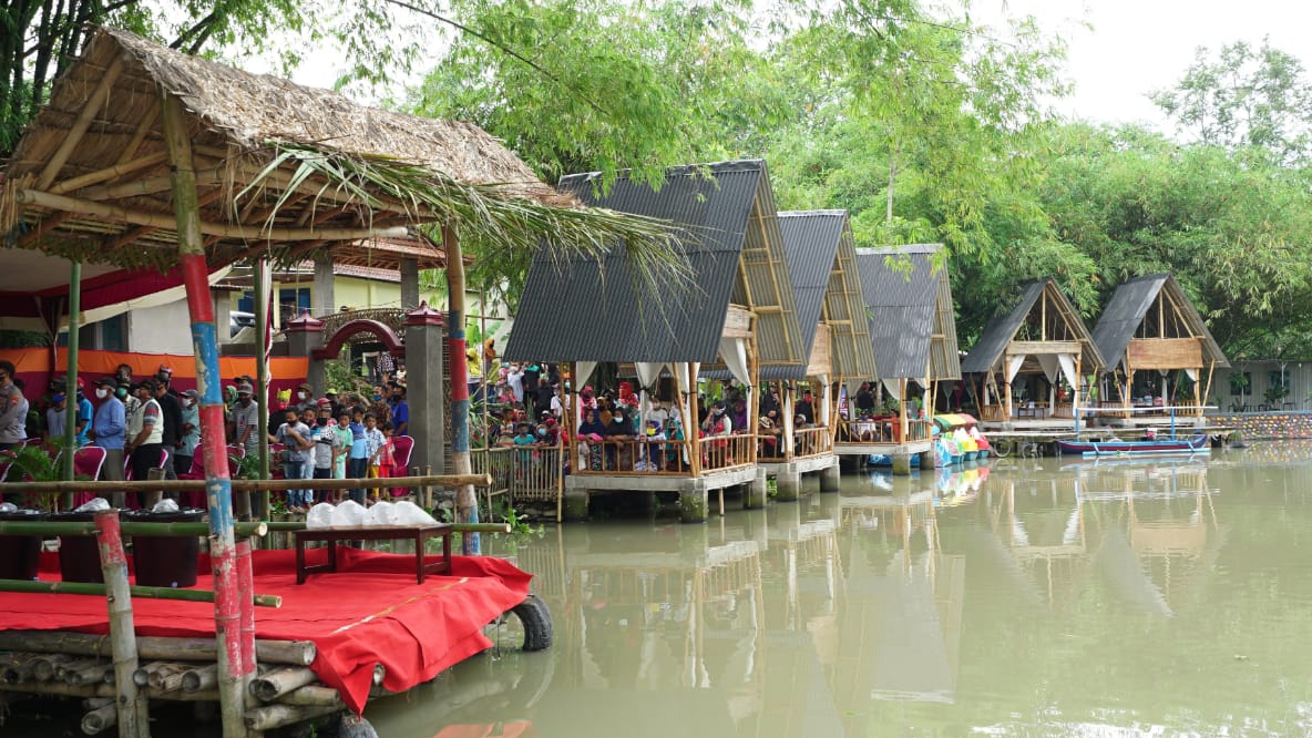 Salah satu sudut keindahan Waduk Lecari menjadikannya alternatif wisata yang bagi masyarakat (Foto: Istimewa)