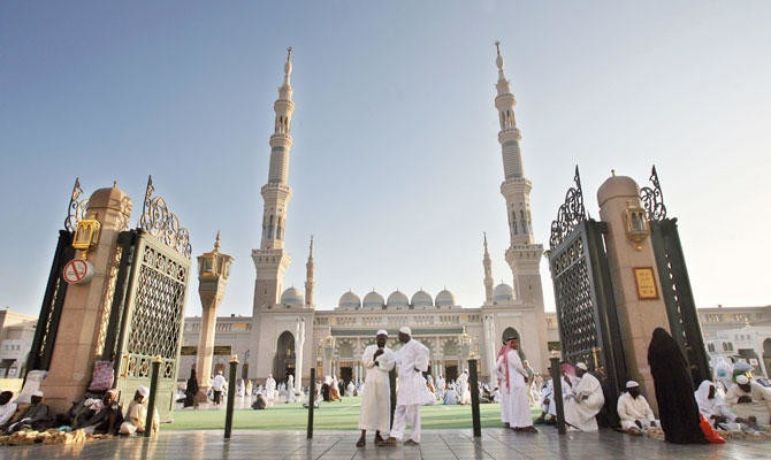 Masjid Nabawi di Madinah, ketika awal dibuka selama pandemi Covid-19. (Foto: Istimewa)