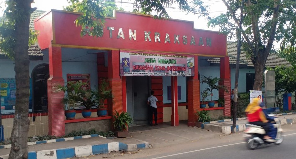 Rumah Tanahan (Rutan) Kraksaan, Kabupaten Probolinggo di-lockdown mulai Selasa, 15 Desember 2020. (Foto: Ikhsan Mahmudi/Ngopibareng.id)