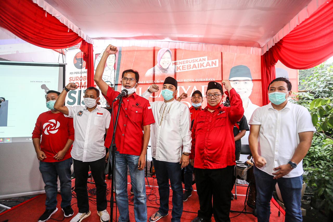 Eri Cahyadi dan Armuji ketika menggelar konferensi pers kemenangan di kantor DPC PDI Perjuangan KOta Surabaya. (Foto: Alief Sambogo/Ngopibareng.id)