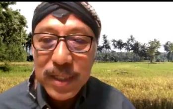 Dr. Hendrie Adji Kusworo, M.Sc. pemandu seminar online bertema Museum.