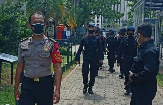 Penampilan perdana Menteri Menteri Agama RI  KH Yaqut Cholil Qoumas dalam pengukuhan pengurus pusat  Majelis Ulama Indonesia (MUI) ( Foto: infokom MUI)