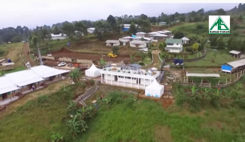 Area lahan Pondok Pesantren (Ponpes) Alam Agrokultural Markaz Syariah di kawasan Megamendung, Bogor, Jawa Barat. (Foto: YouTube)