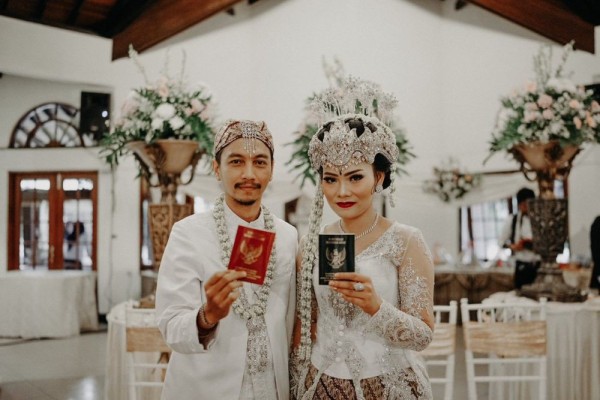 Penyanyi Fiersa Besari dan sang istri, Aqia Nurfadla. (Foto: Instagram)