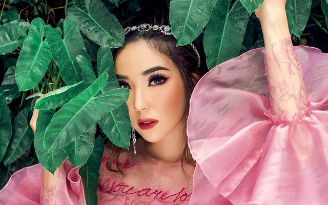 Artis sekaligus penyanyi Gisella Anastasia telah ditetapkan sebagai tersangka kasus video asusila dirinya dengan Michael YD. (Foto: Instagram)