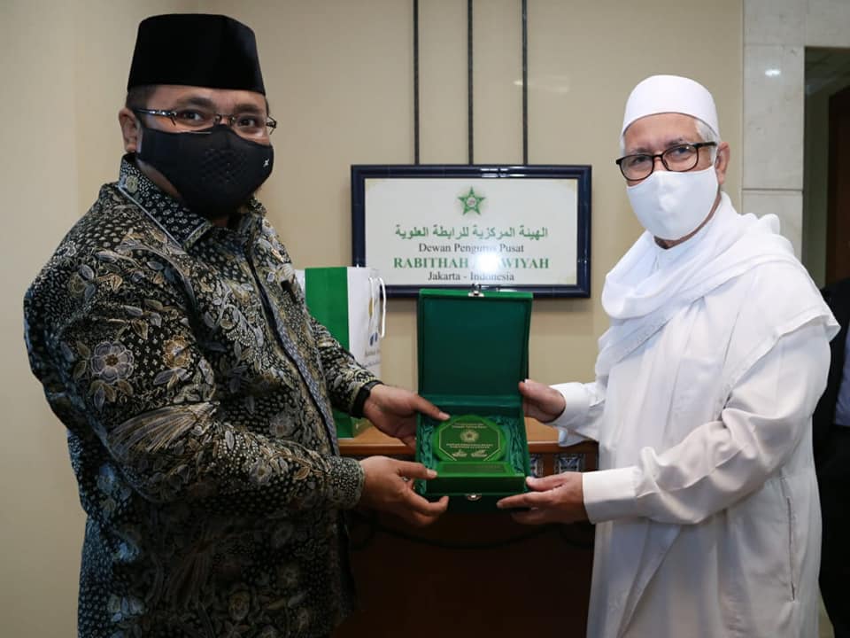 Gus Yaqut bersama Habib Zein Umar bin Smith, Ketua Rabithah Alawiyah. (Foto: Istimewa)