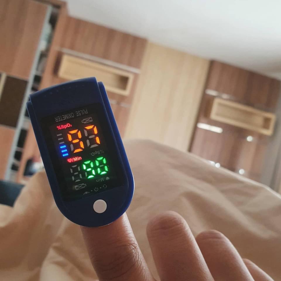 Penting untuk punya termometer agar tahu suhu tubuh. (Foto: Dok. Pribadi)