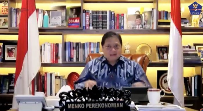 Menko Perekonomian sekaligus sebagai Ketua Komite Penanganan Covid-19 dan Pemulihan Ekonomi Nasional, Airlangga Hartarto. (Foto: Tangkapan layar YouTube BNPB)