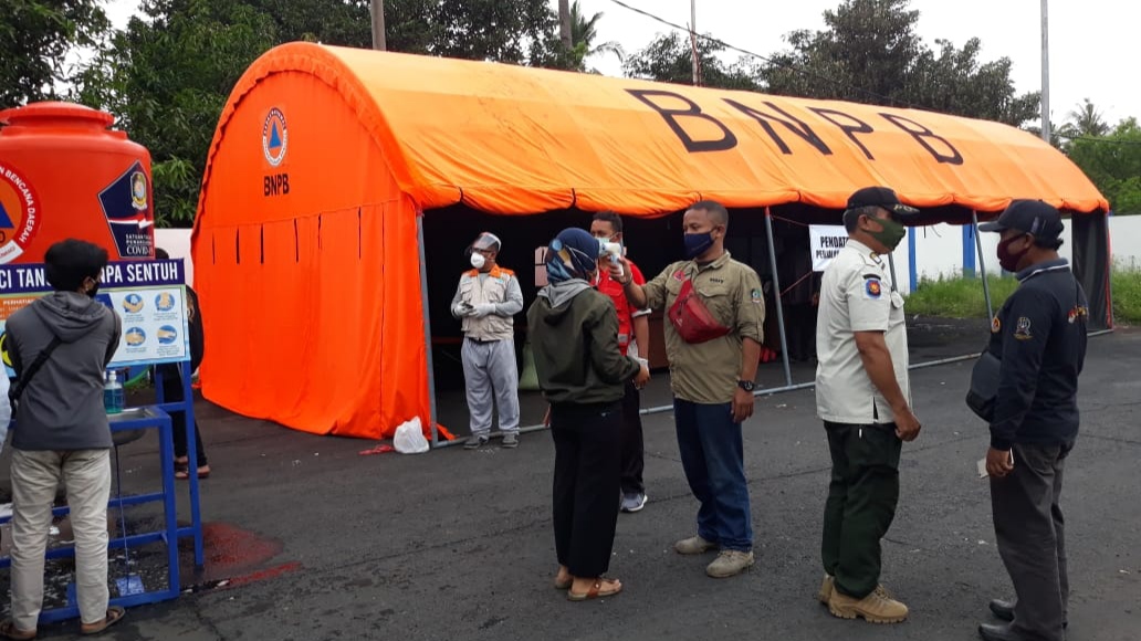 Aktivitas di check point Jembatan Timbang Di Desa Ketapang, Banyuwangi (Foto: Istimewa) 