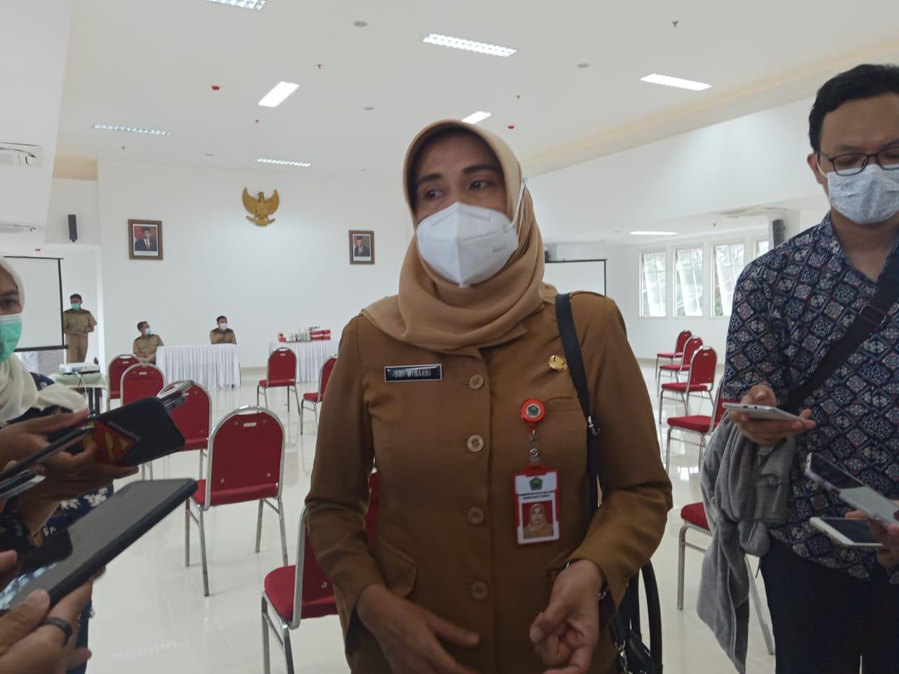 Plt Kepala Dinkes Kota Malang, Sri Winarni saat ditemui di Block Office, Kota Malang (Foto: Lalu Theo/ngopibareng.id)