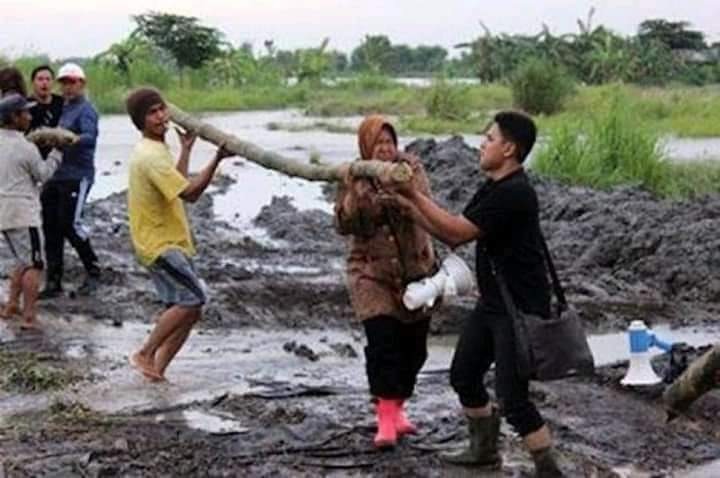 Foto lawas Risma yang menjadi viral di media sosial. (Foto: Istimewa)