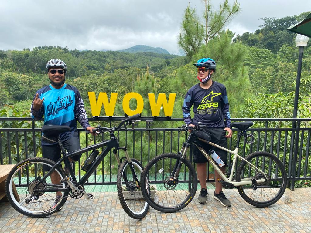 Gowes di wisata alam Sumber Podang. (Foto: Istimewa) 