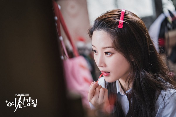 Salah satu adegan drama Korea Selatan (drakor) True Beauty. (Foto: tvN)