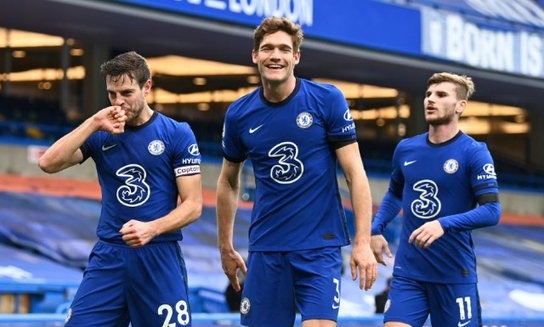 Chelsea lebih solid dengan kembali tampilnya Cezar Azpilicueta dan Marcos Alonso. (Foto: Twitter/@ChelseaFC)