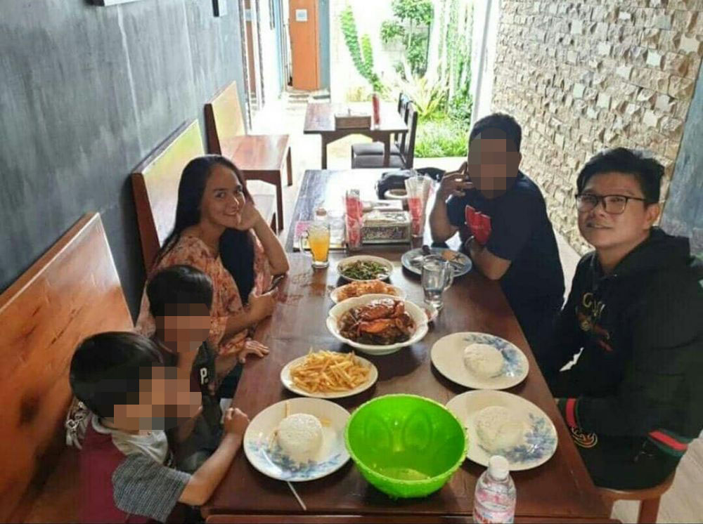 Chairunnisa alias Caca saat bersama mantan suami, Andika Mahesa alias Andika Kangen Band dan anak-anaknya. (Foto: Instagram)