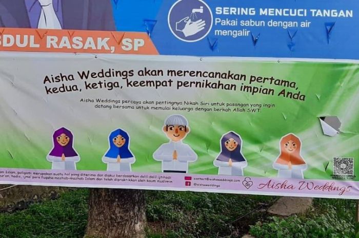 Spanduk promosi Aisha Weddings yang mempromosikan pernikahan anak melalui nikah siri. /Twitter.com/@SwetaKartika