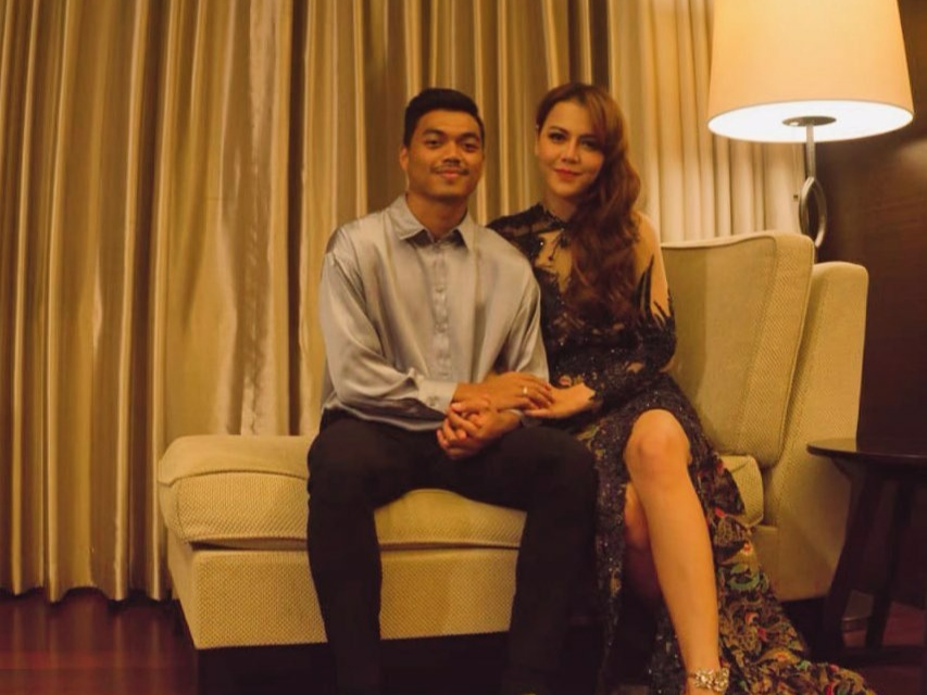 Pasangan Ratu Rizky Amanda dan Alfath Fathier saat mesra. (Foto: Instagram)