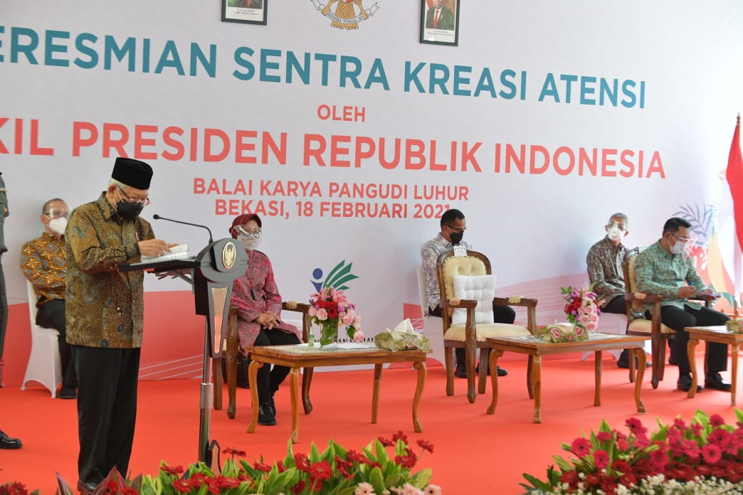 Wapres KH Ma'ruf Amin meresmikan Sentra Kreasi ATENSI untuk Memanusiakan Pemulung dan Tunawisma.  (Foto: Setwapres)