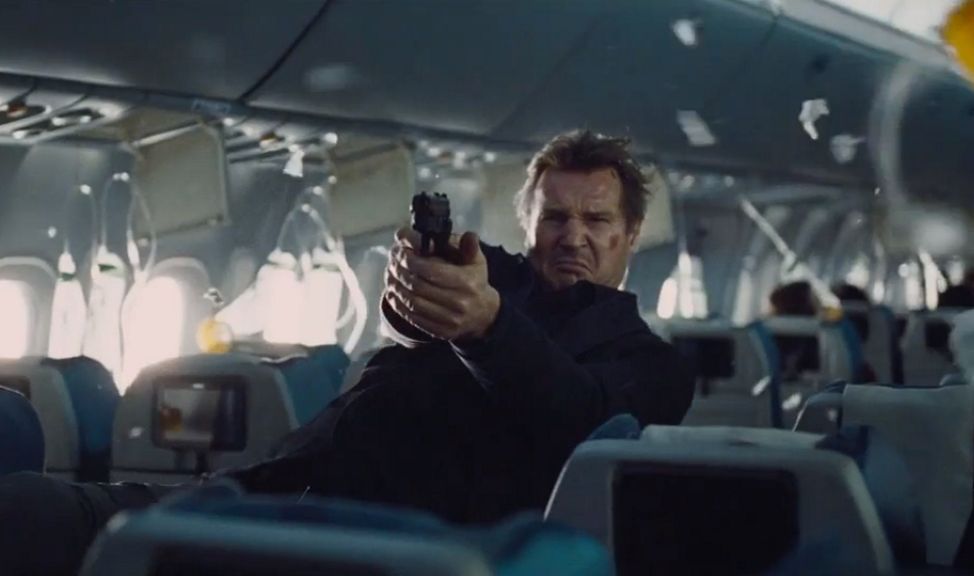 Salah satu akting aktor Liam Neeson dalam film Non-Stop. (Foto: Istimewa)