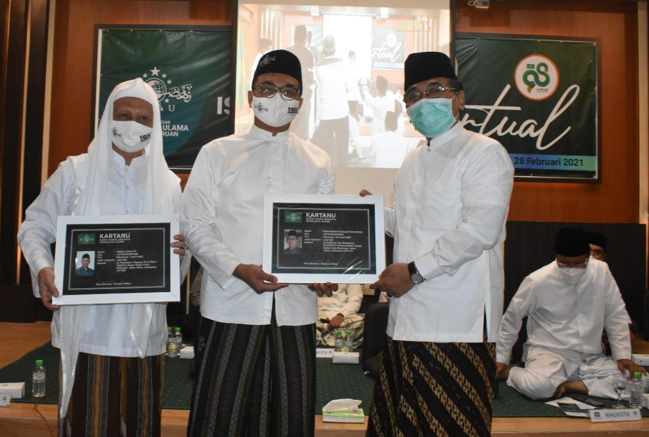 Gus Yahya dan Gus Amak, Ketua PCNU Kota Pasuruan. (Foto: dimyati-gentong-nupas)