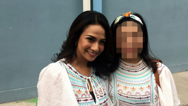 Vanessa Angel pose bersama Mayang Sary. (Foto: Instagram)