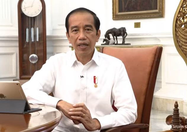 Presiden Jokowi secara resmi telah mencabut lampiran Perpres terkait investasi miras, Selasa 2 Maret 2021. (Foto: YouTube Setpres)