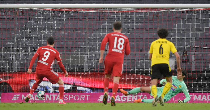 Bayern Munchen vs Borussia Dortmund 4-2 pada pekan ke-24 Bundesliga di Allianz Arena, Minggu 7 Maret 2021 dini hari WIB. (Foto: Twitter)