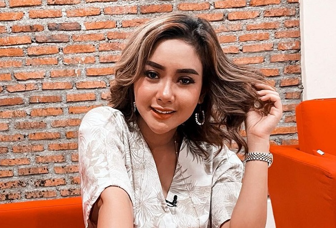 Pedangdut Cita Citata bantah tarif manggung Rp150 juta dari korupsi dana bansos Kementerian Sosial (Kemensos) saat dipimpin Juliari Batubara. (Foto: Instagram)