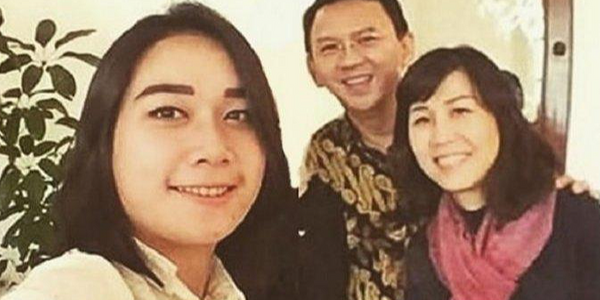 Basuki Tjahaja Purnama pose bersama Veronica Tan saat berstatus istri dan Puput sebagai ajudannya. (Foto: Istimewa)