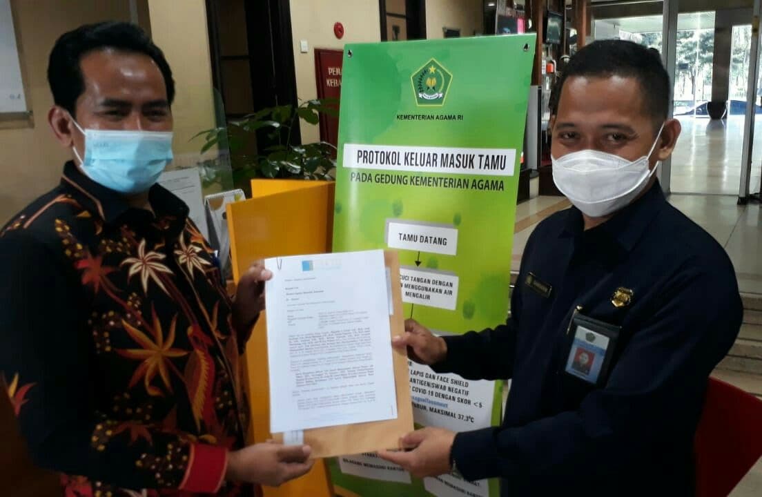 Koordinator tim advokasi Wakil Rektor III dan IV UIN Syarif Hidayatullah Jakarta Nujahid A Latief di Kantor Kementerian Agama. (Foto: Istimewa)