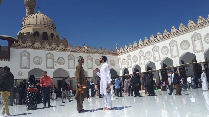 Suasana belajar di Al-Azhar, Kairo, Mesir. (Foto: Istimewa)