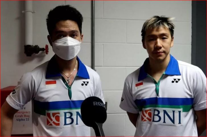 Ganda putra Kevin Sanjaya Sukamuljo/Marcus Fernaldi Gideon melalui babak pertama All England 2021 dengan menyingkirkan wakil tuan rumah Matthew Clare/Ethan Van Leeuwen dengan rubber game 21-12, 19-21, 21-9 di Utilita Arena Birmingham, Rabu. (dokumentasi PP PBSI)