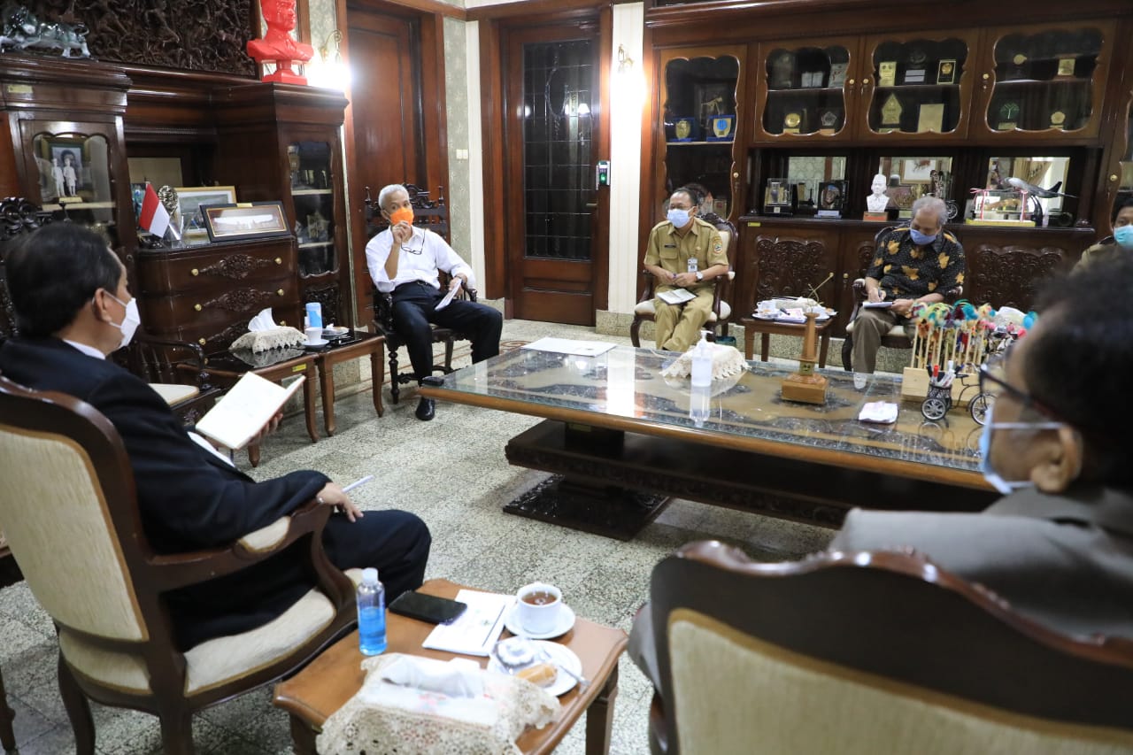 Pemprov Jateng akan uji coba pembelajaran tatap muka dari tingkat SMP, SMA, SMK, dan MA mulai 5 April 2021. (Foto: Istimewa)