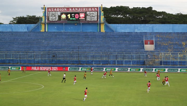 Pertandingan Bhayangkara FC versus Borneo FC di Grup B Piala Menpora di Stadion Kanjuruhan, Kabupaten Malang (Foto: Istimewa)