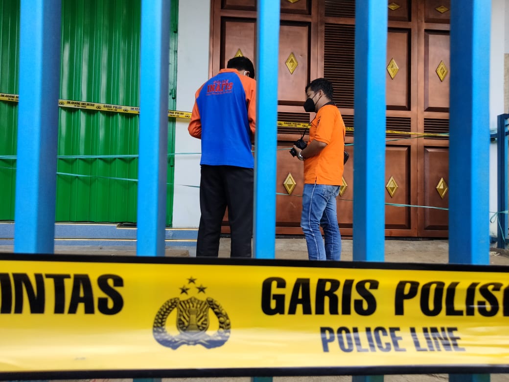 Olah TKP oleh tim Inafis Polres Malan di Desa Bumirejo, Dampit, Kabupaten Malang (Foto: istimewa)