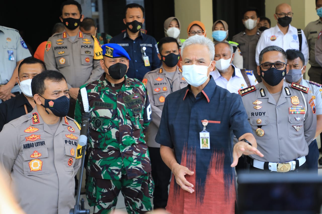 Gubernur Ganjar Pranowo menghadiri peluncuran ETLE di Mapolda Jateng. (Foto: Istimewa)