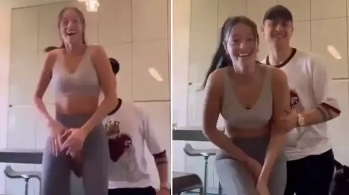 Tangkapan layar video Paulo Dybala dan sang pacar, Oriana, saat melakukan tantangan one arm lift yang dihapus TikTok. Video dianggap vulgar. (Foto: Istimewa)