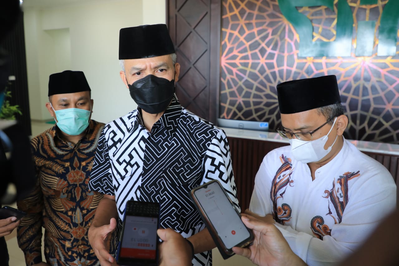 Gubernur Jawa Tengah Ganjar Pranowo sudah mempersiapkan simulasi pembelajaran tatap muka atau PTM.