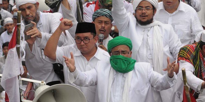 Fadli Zon saat mengikuti aksi bela Islam, (2/12). 