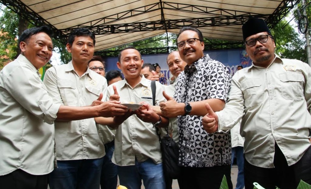 Wagub Saifullah Yusuf hadiri resepsi HPN 2017 KWG di depan KWG Kab. Gresik. Kamis (30/3).