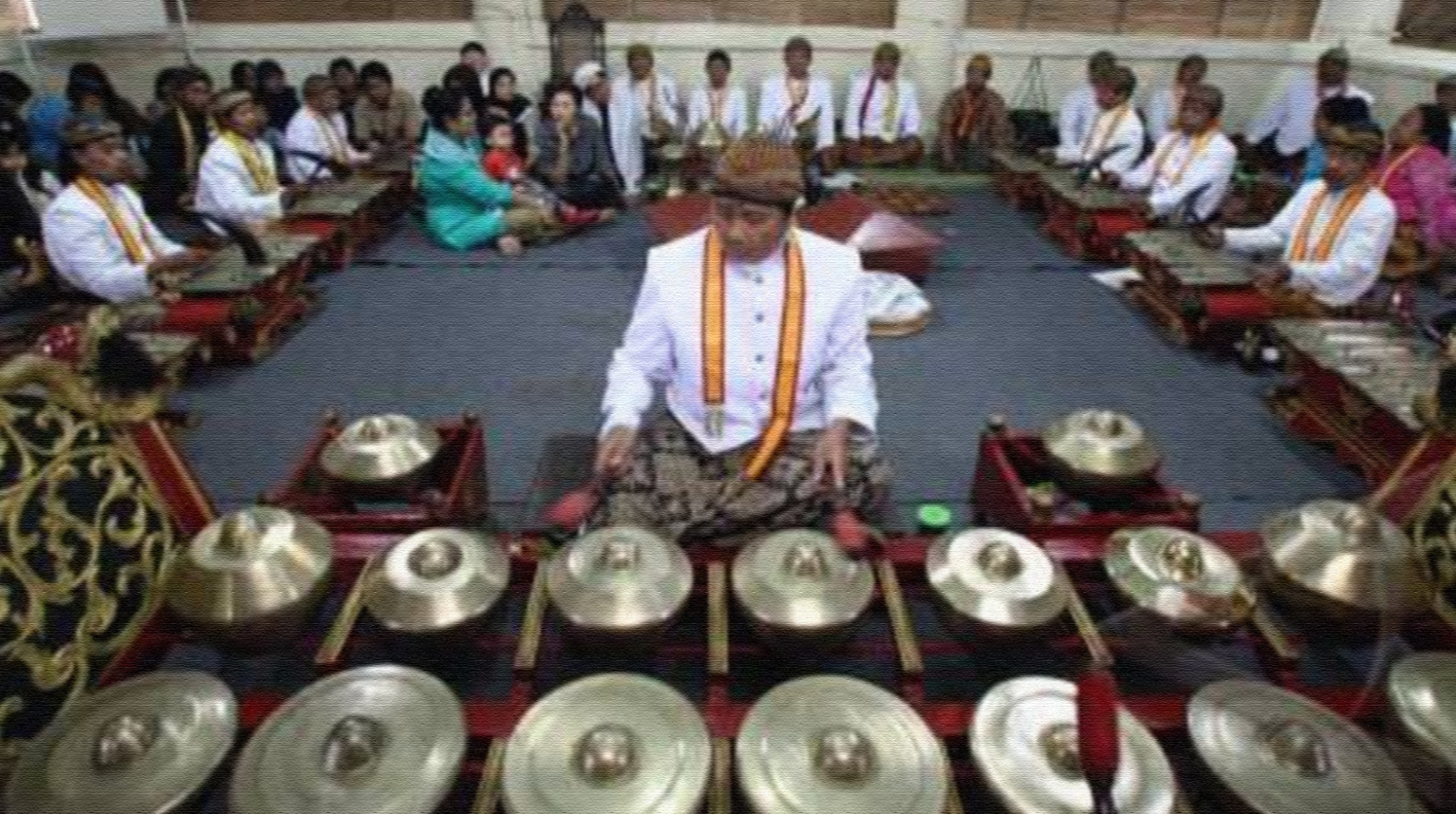 Apa Yang Menarik Obama ke Jogja? Jawabannya: Gamelan dan Prambanan