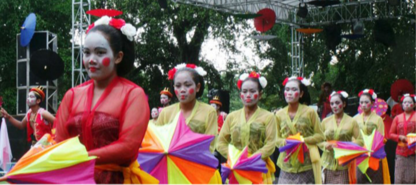 Jo Lali yo... Festival Payung Indonesia 2017