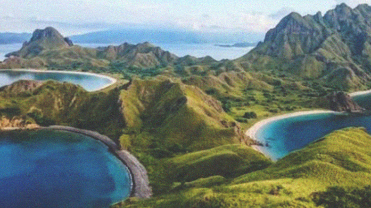 Eksotika pulau Komodo yang bikin kepincut para insan perfilman Thailand. foto:google