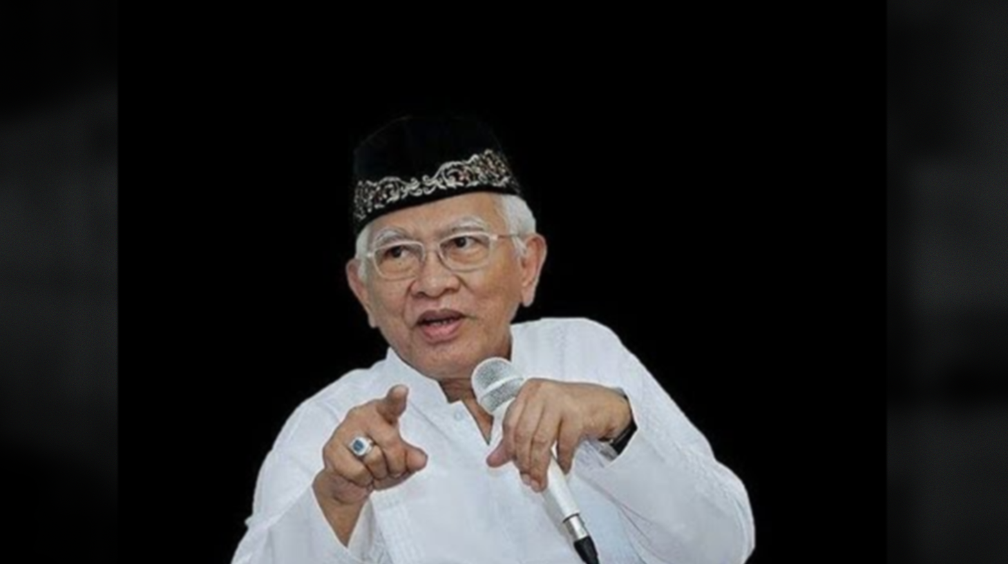 DOA: KH A Mustofa Bisri (Gus Mus). (foto: dok ngopibareng.id)