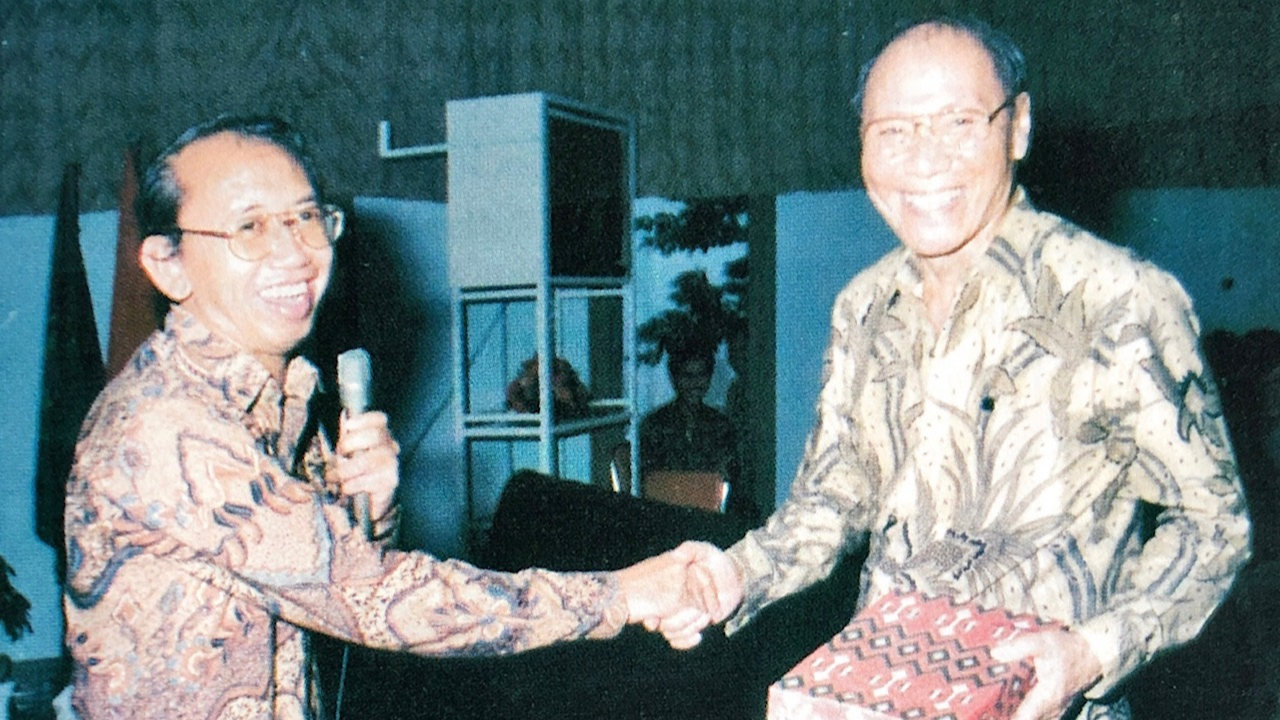 Dr Mohamad Basoeki (kanan) dan Dokter Mohamad Badri. (Foto dokumentasi)