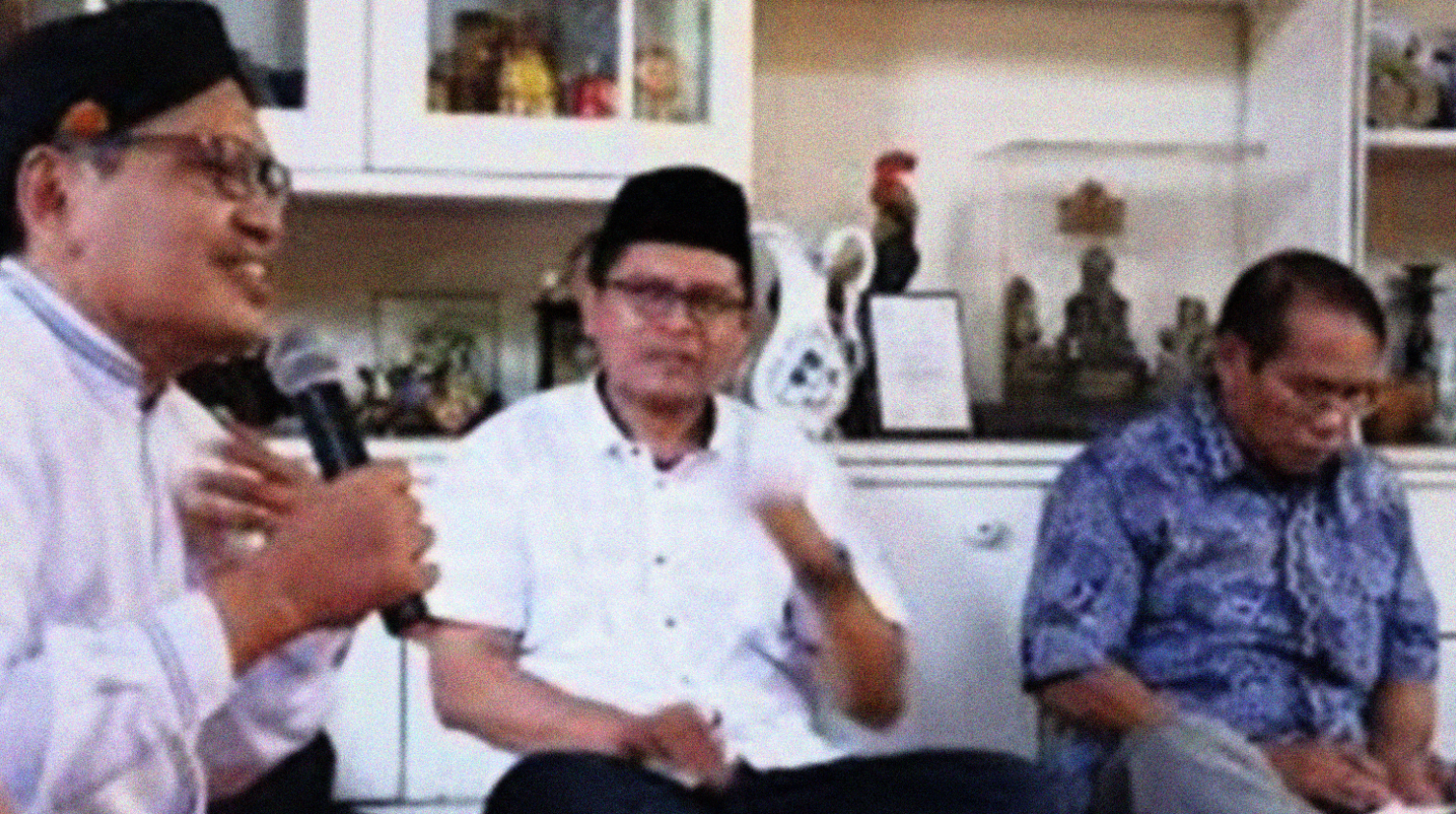 Ulil Abshar Abdalla bersama Fachry Ali (kanan). (Foto: Istimewa)