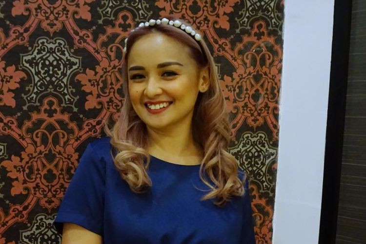 Joanna Alexandra positif Covid-19 karena tertular suami dan anak sulungnya saat merawat di rumah. (Foto: Instagram)