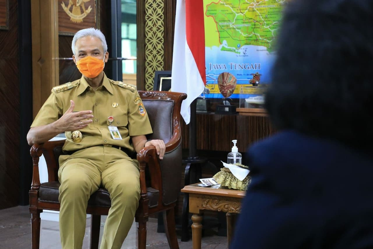 Gubernur Jawa Tengah Ganjar Pranowo memberikan evaluasi hasil uji coba pelaksanaan sekolah tatap muka di 140 sekolah. (Foto: istimewa)